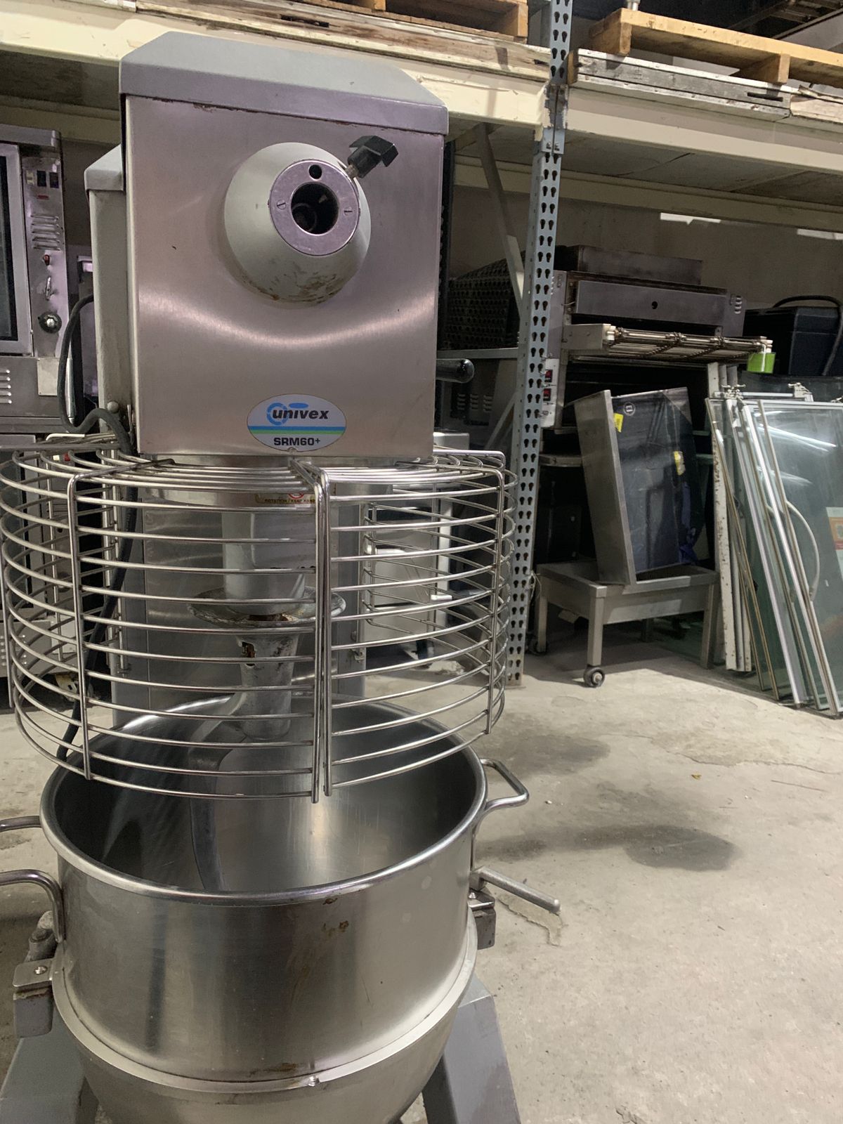 Batidora 60 Quarts Univex SRM60+ (Reacondicionado)