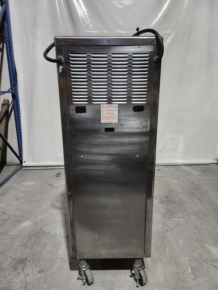 Maquina de Helado Suave Taylor 794-33 (trifásica) (Reacondicionado)