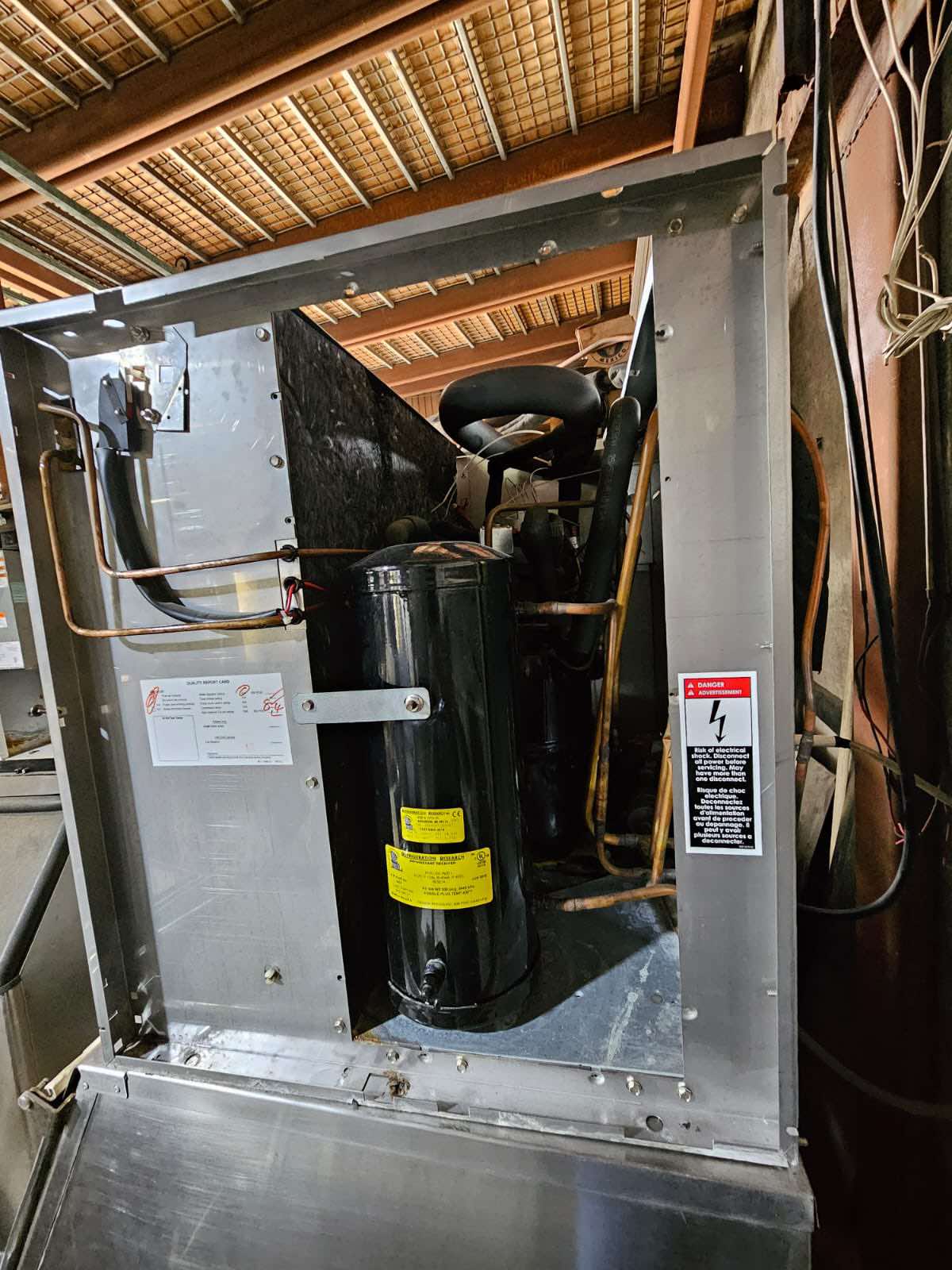 Maquina de Hielo 1000Lbs Ice o Matic CE1006HR7 (Reacondicionado)