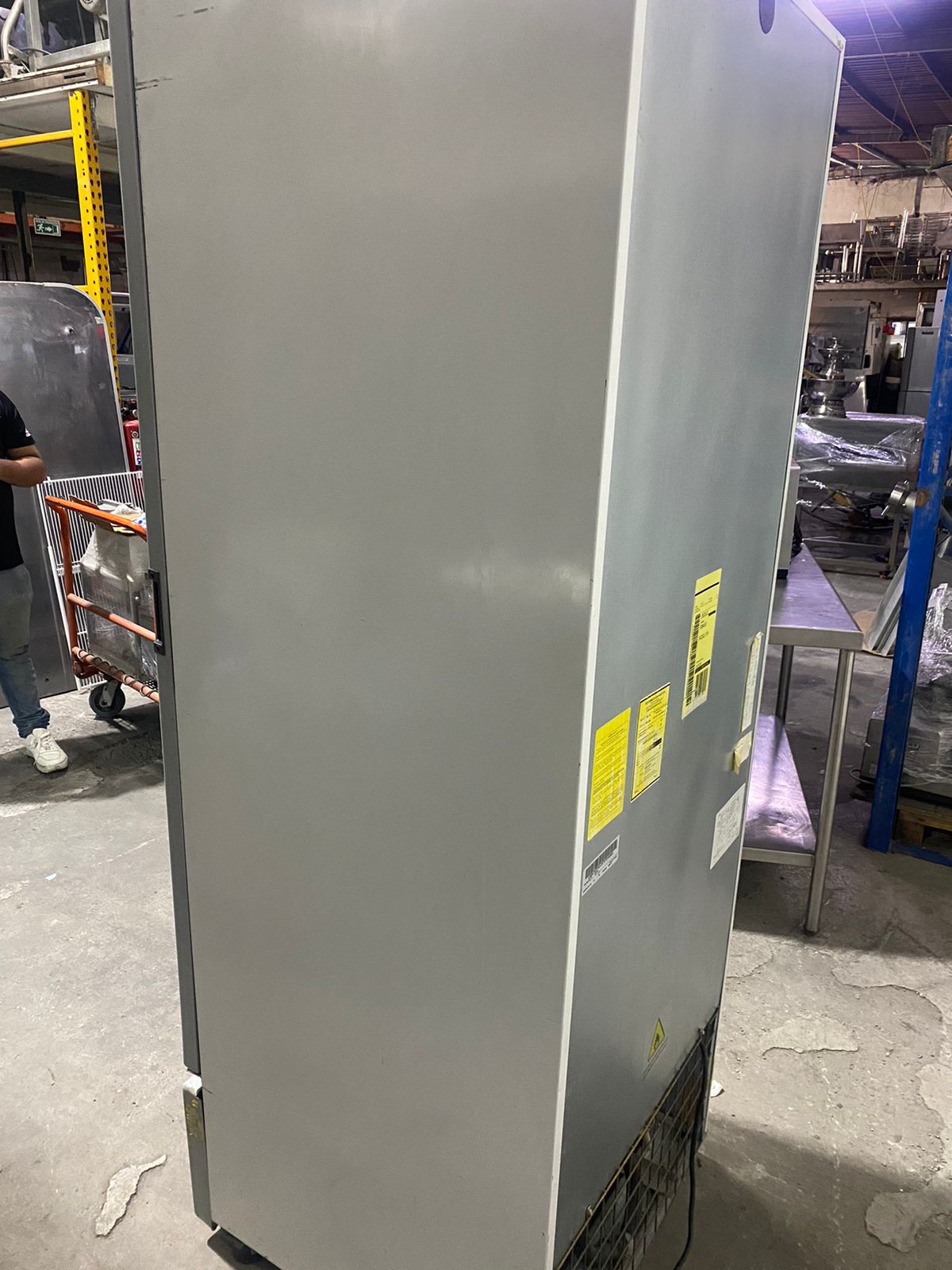 Refrigerador 1 Puerta Vidrio Metalfrio (Reacondicionado)