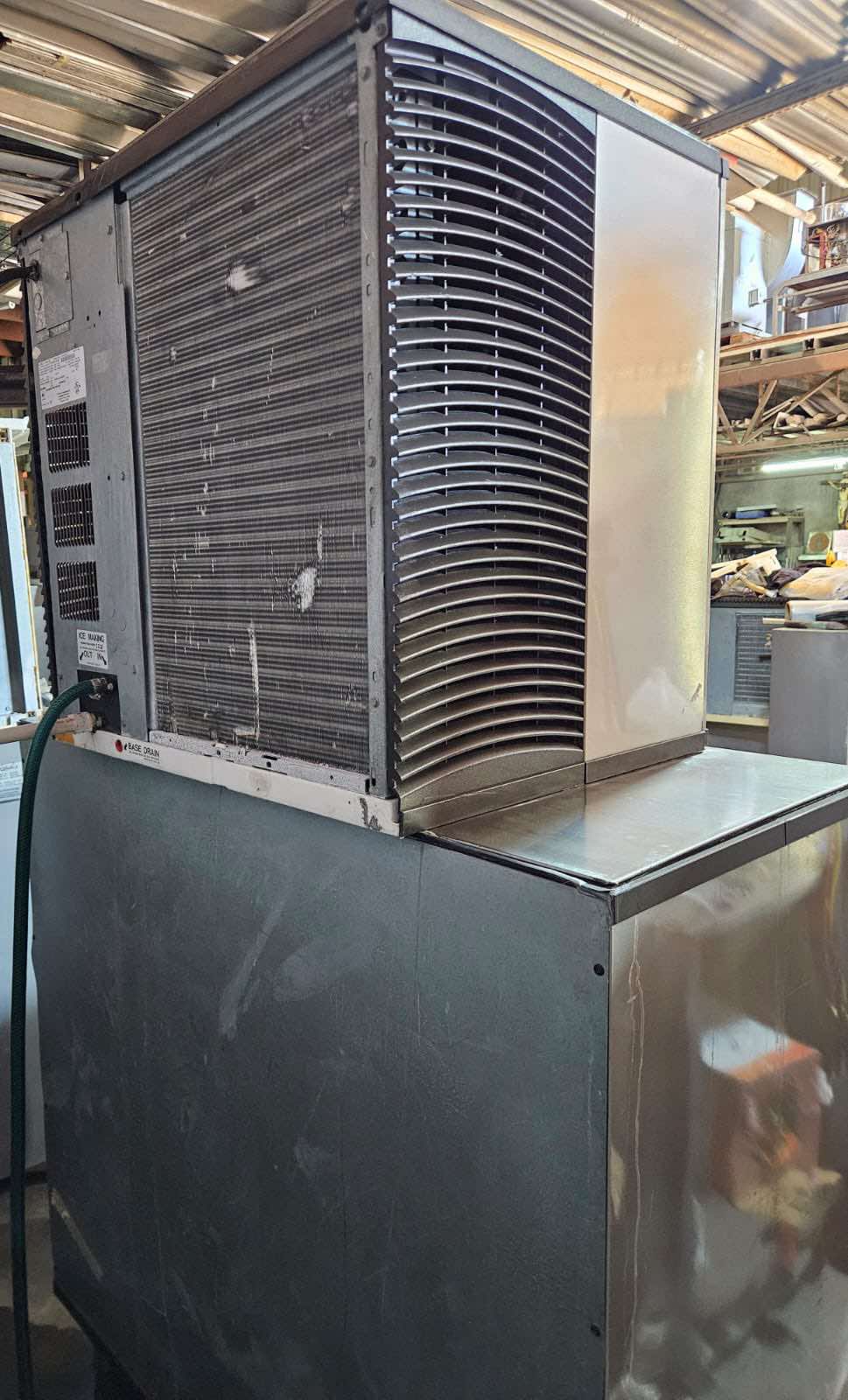 Maquina de Hielo 1200Lbs Manitowoc IDT1200A-261 (Reacondicionado)