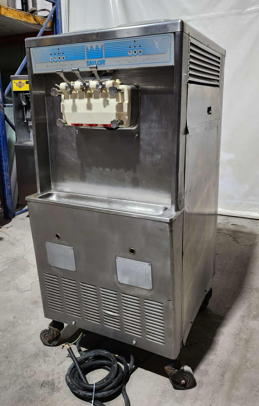 Maquina de Helado Suave Taylor Y339 (monofásica) (Reacondicionado)