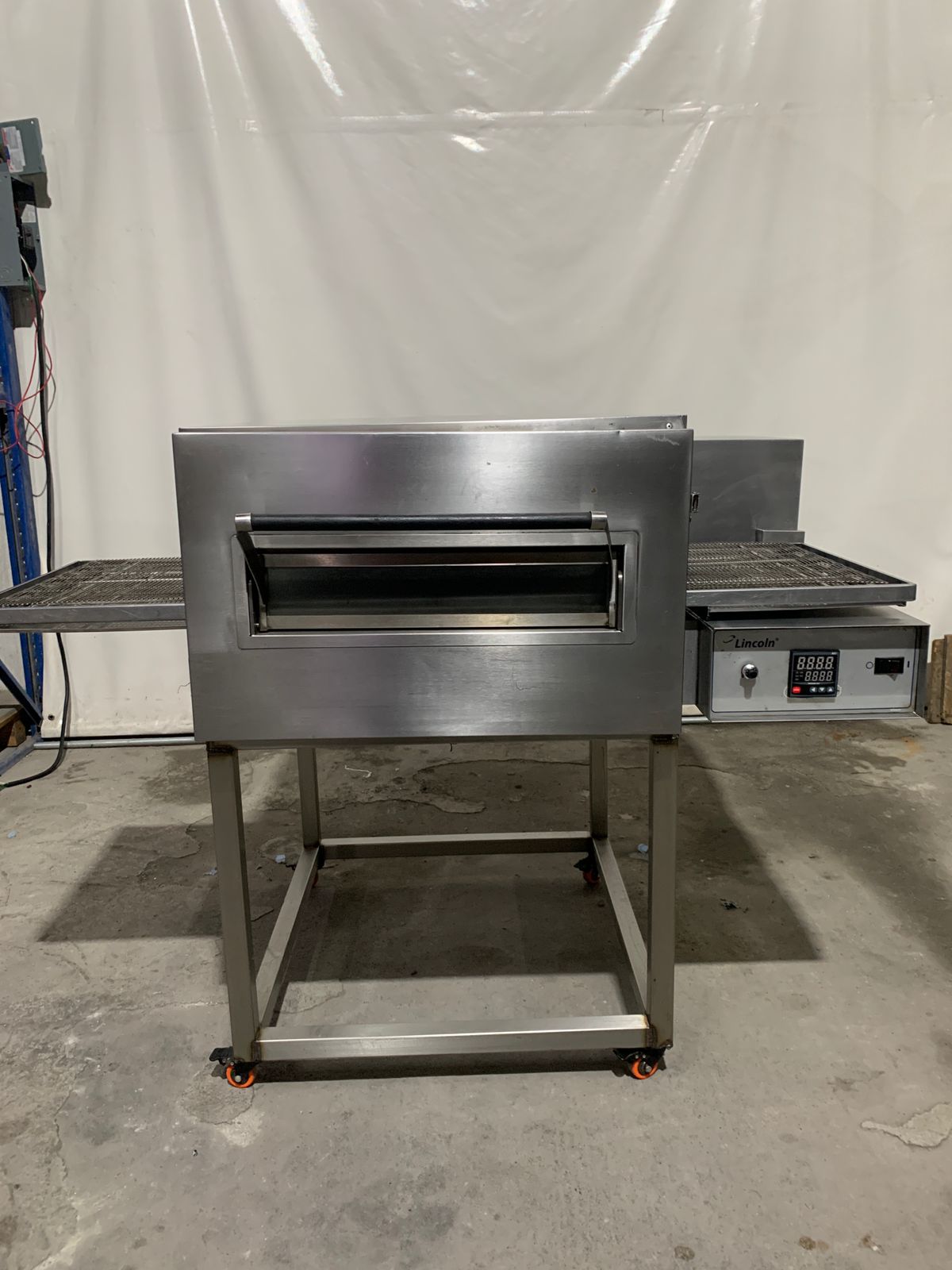 Horno de Banda 18 Pulgadas Lincoln 1116 (Reacondicionado)