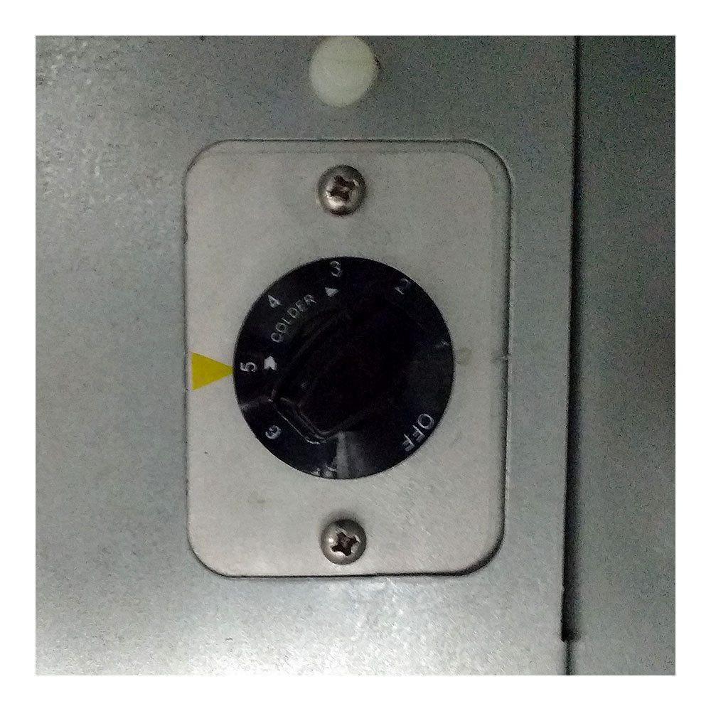 Asber ABBC-23G HC Refrigerador Contrabarra Vinil Negro 1 Puerta de Cristal 8.9 Pies