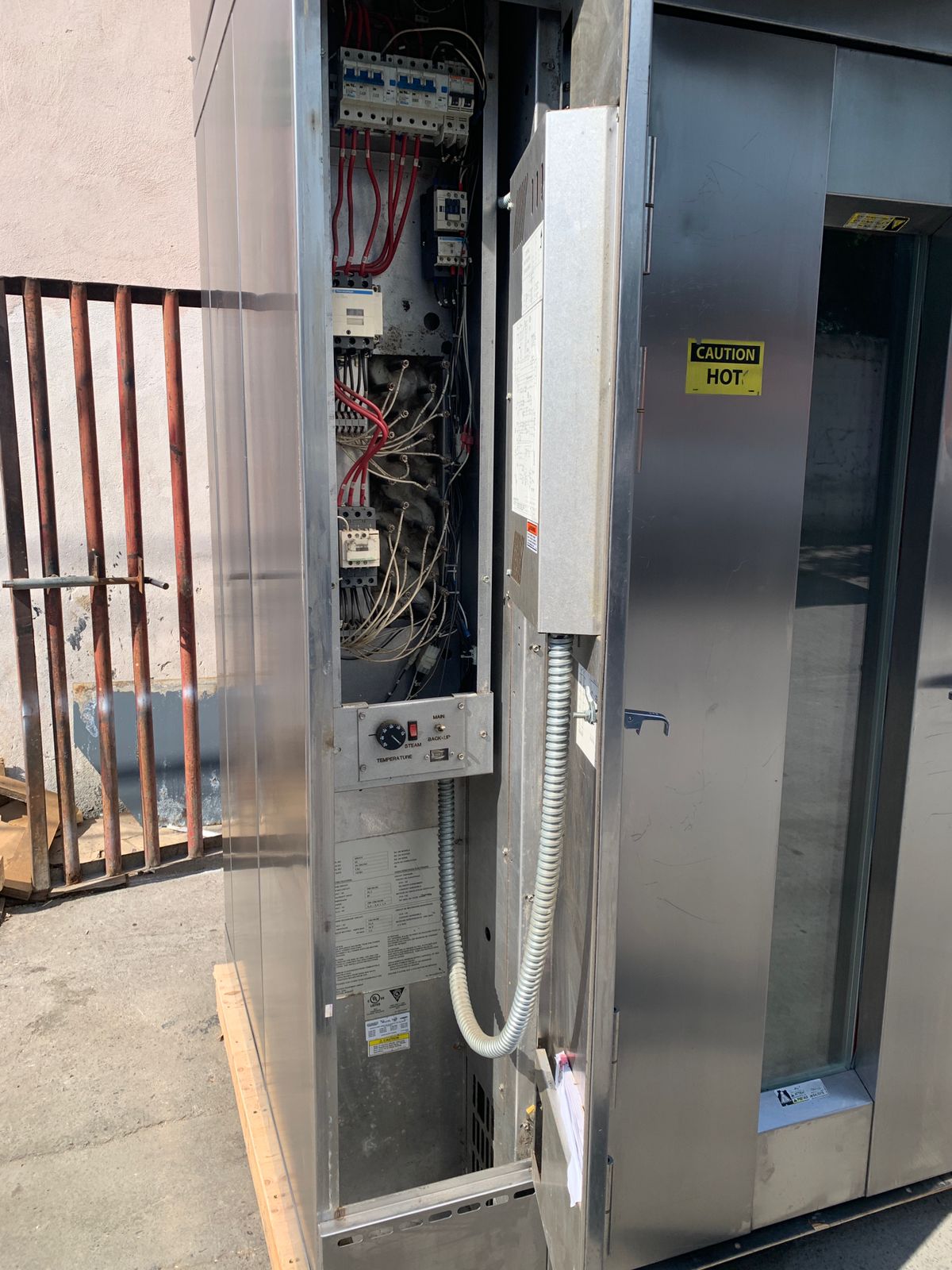 Horno Panadero 18 Charolas Giratorio Hobart HBA1E (Reacondicionado)