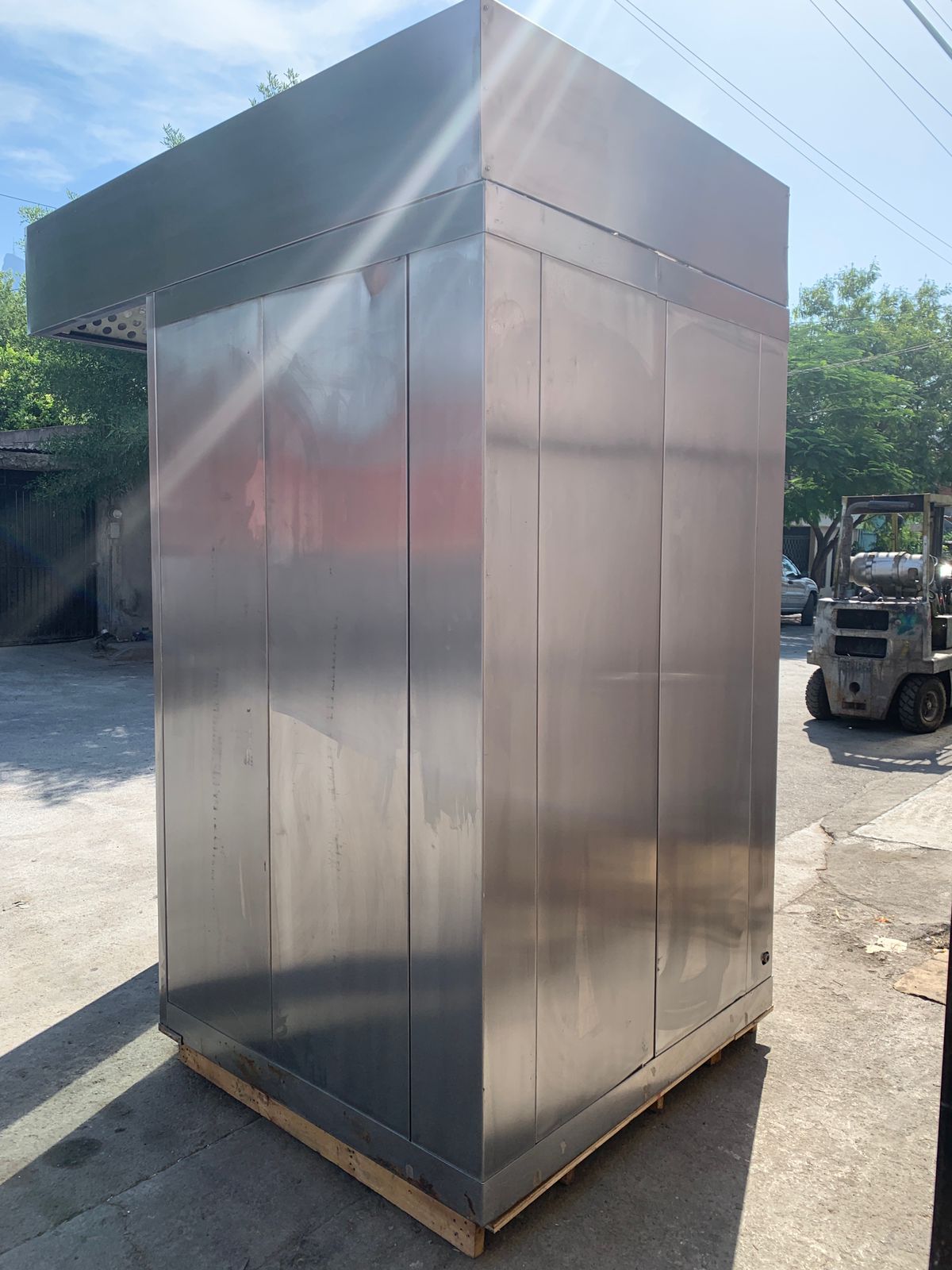 Horno Panadero 18 Charolas Giratorio Hobart HBA1E (Reacondicionado)