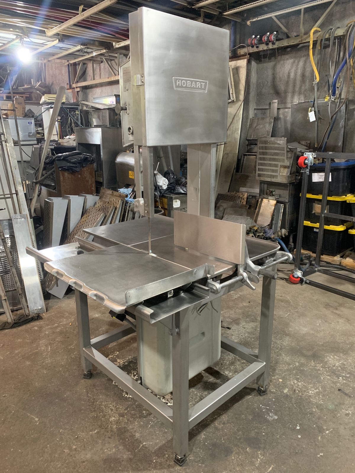 Sierra Carnicera Hobart 5801 3HP (Reacondicionado)