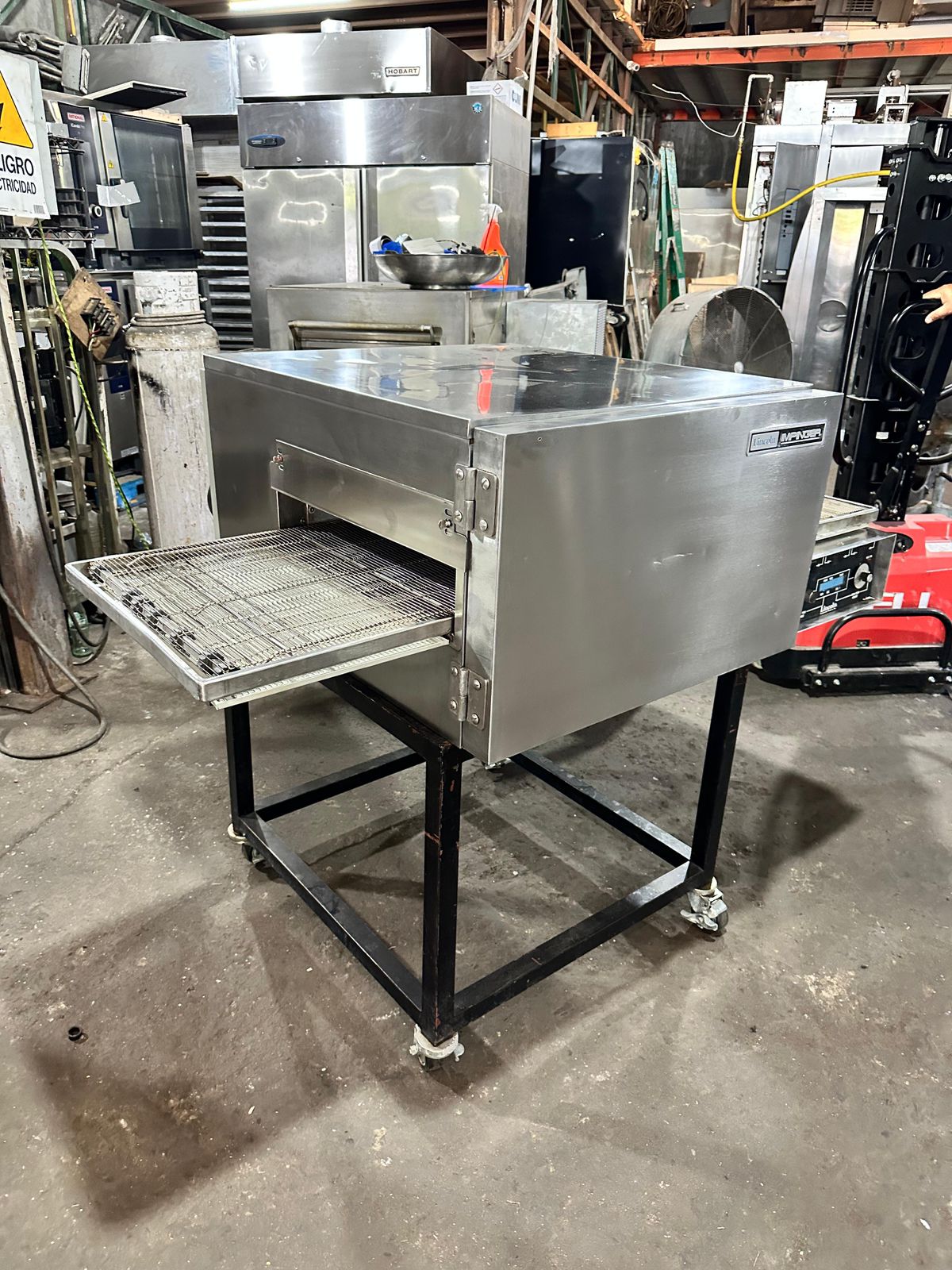 Horno de Banda 18 Pulgadas Lincoln 1116 (Reacondicionado)