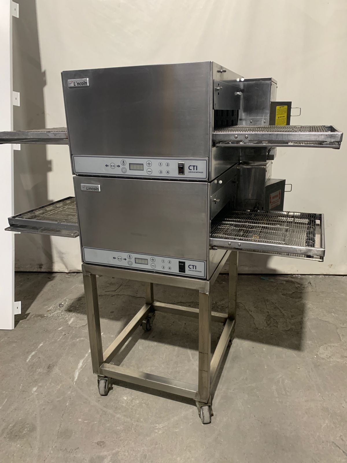 Horno de Banda Doble eléctrico 16 Pulgadas Lincoln 2501 (Seminuevo)