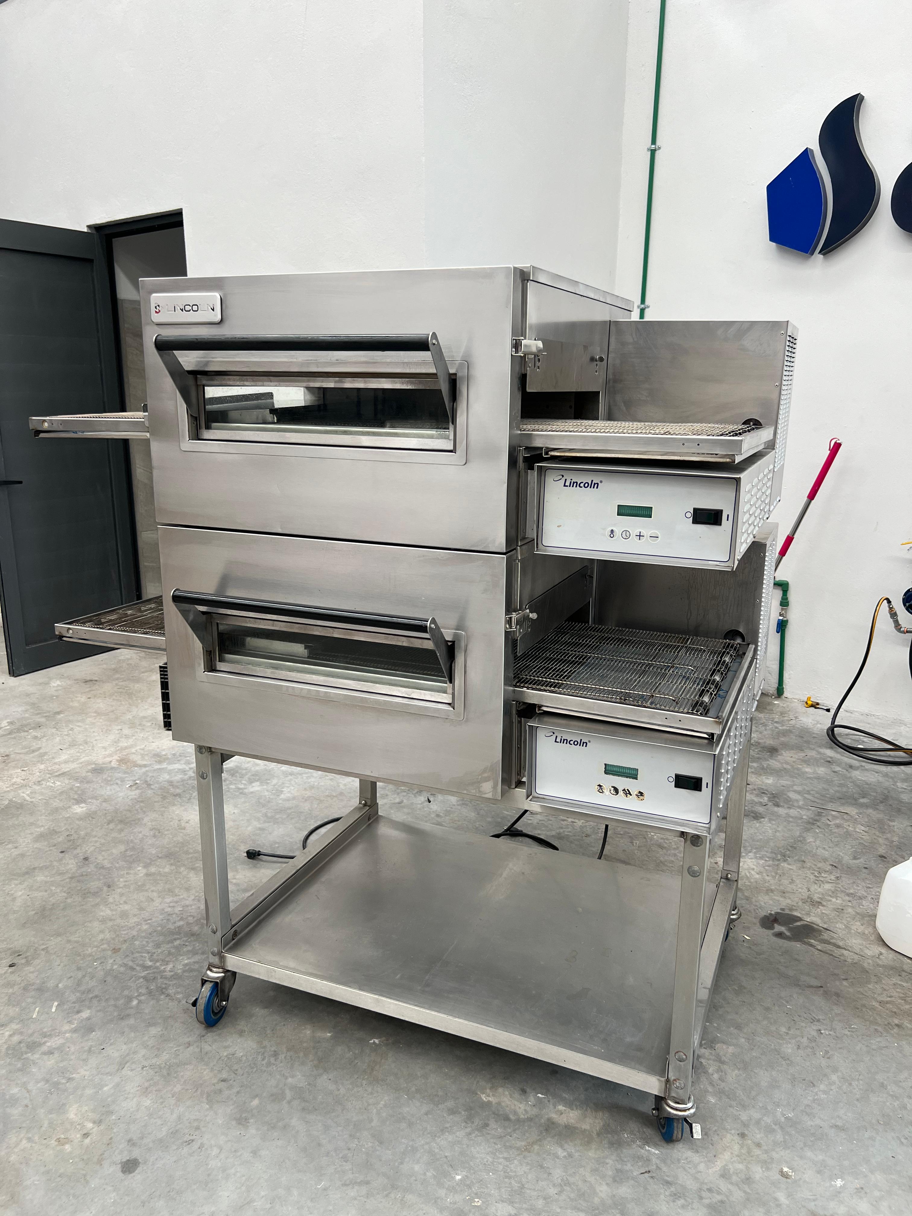 Horno Doble de Banda 18 Pulgadas Lincoln 1116-000-A (Reacondicionado)