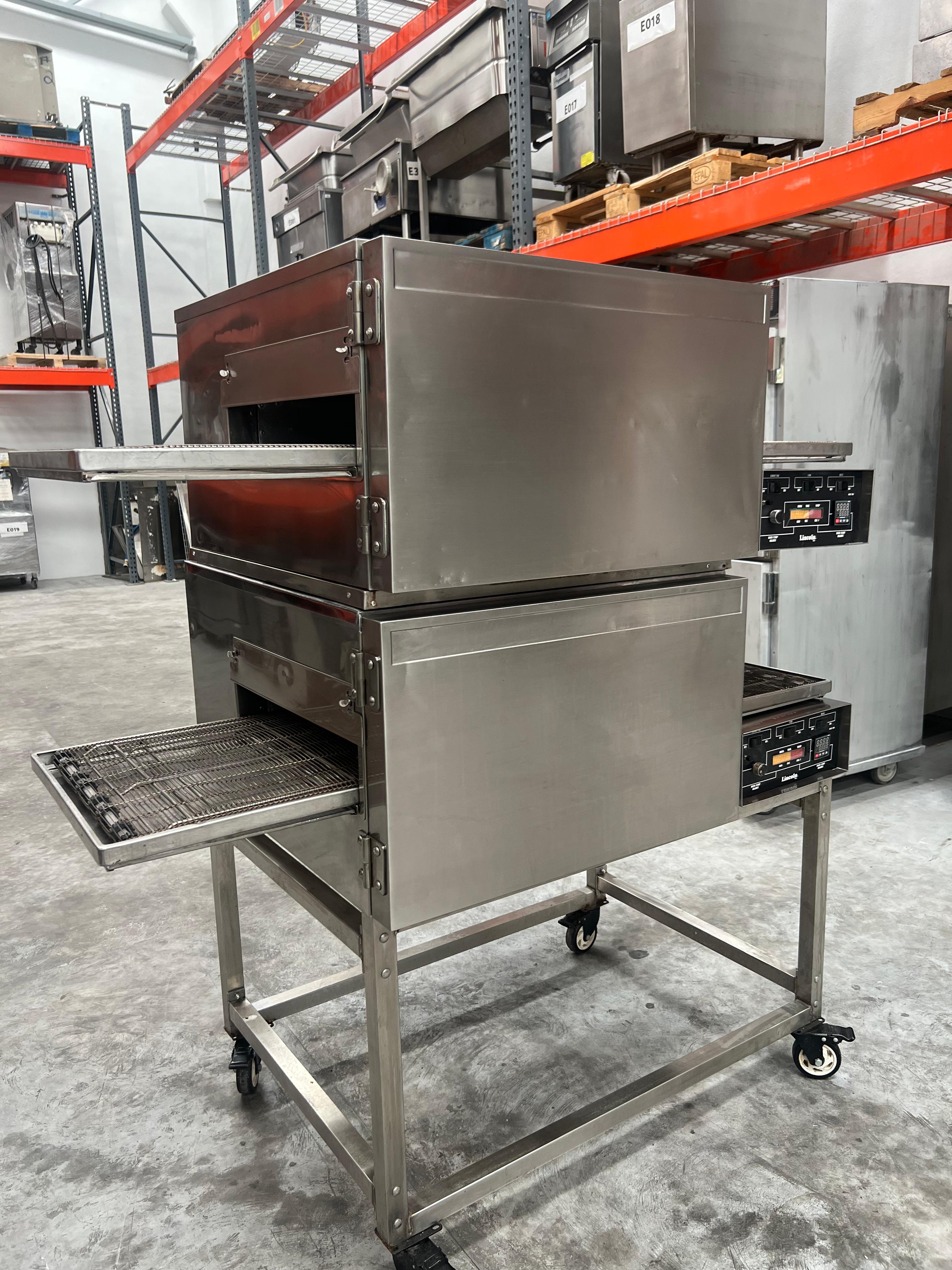 Horno Doble de Banda 18 Pulgadas Lincoln 1116-000-A (Reacondicionado)