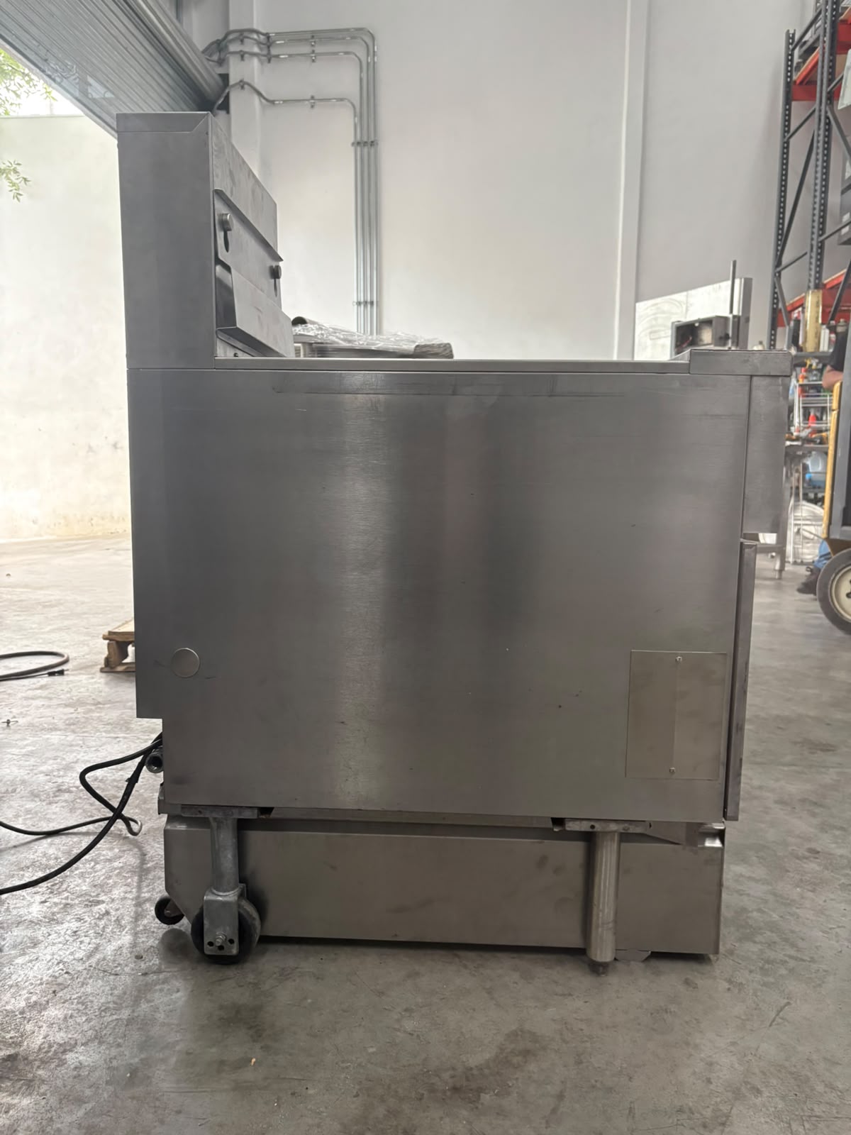 Freidora a Gas con Carrito Filtrador Pitco SFSSH55 Solstice Supreme (Reacondicionado)