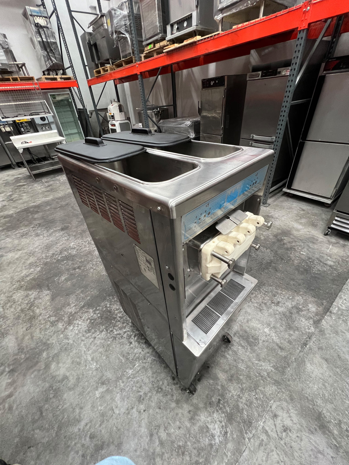 Máquina de Helado 2 Sabores y Combinado Taylor 794-33 (Reacondicionado)