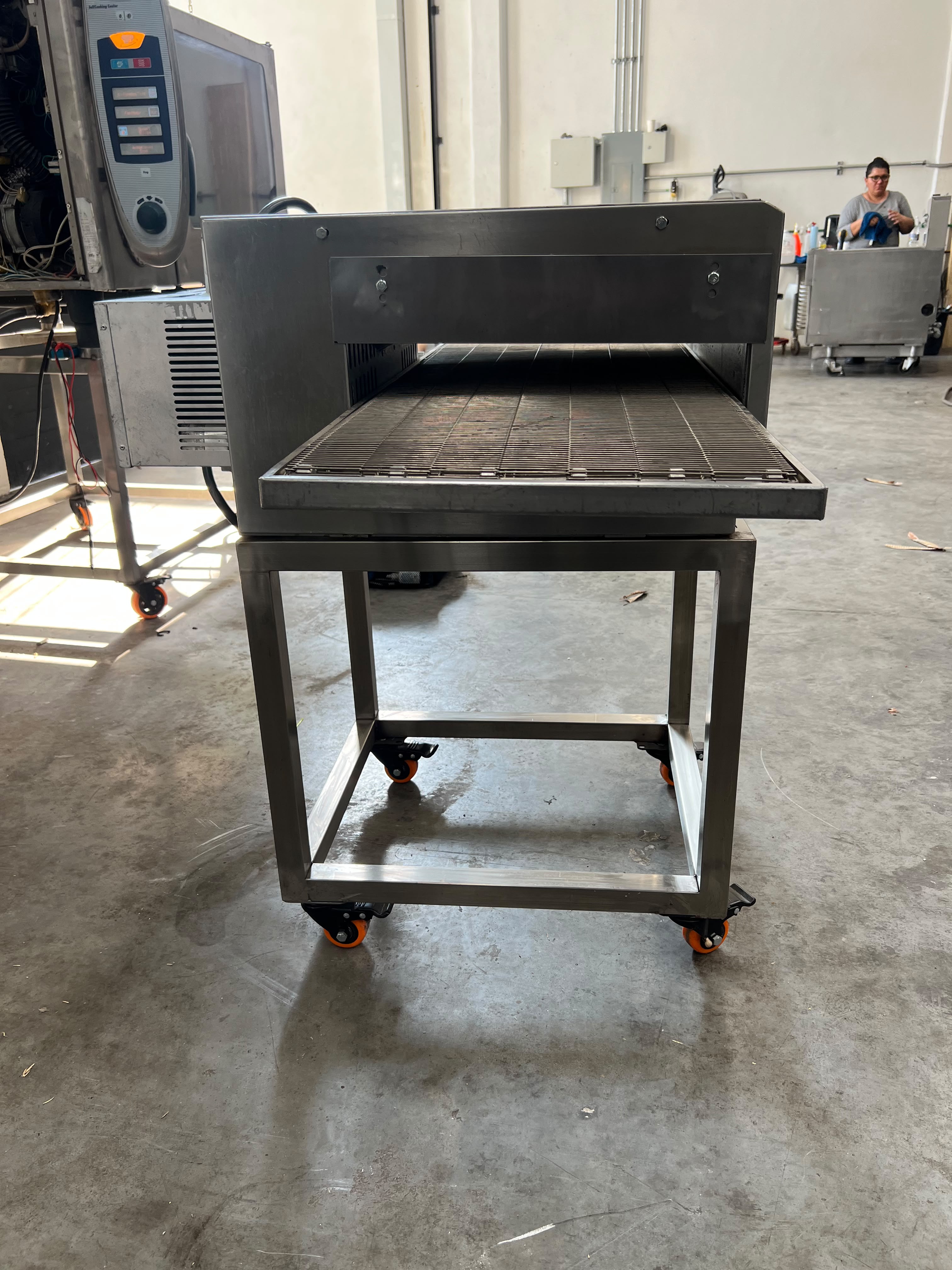 Horno de Banda eléctrico 16 Pulgadas Lincoln 1301 (Reacondicionado)