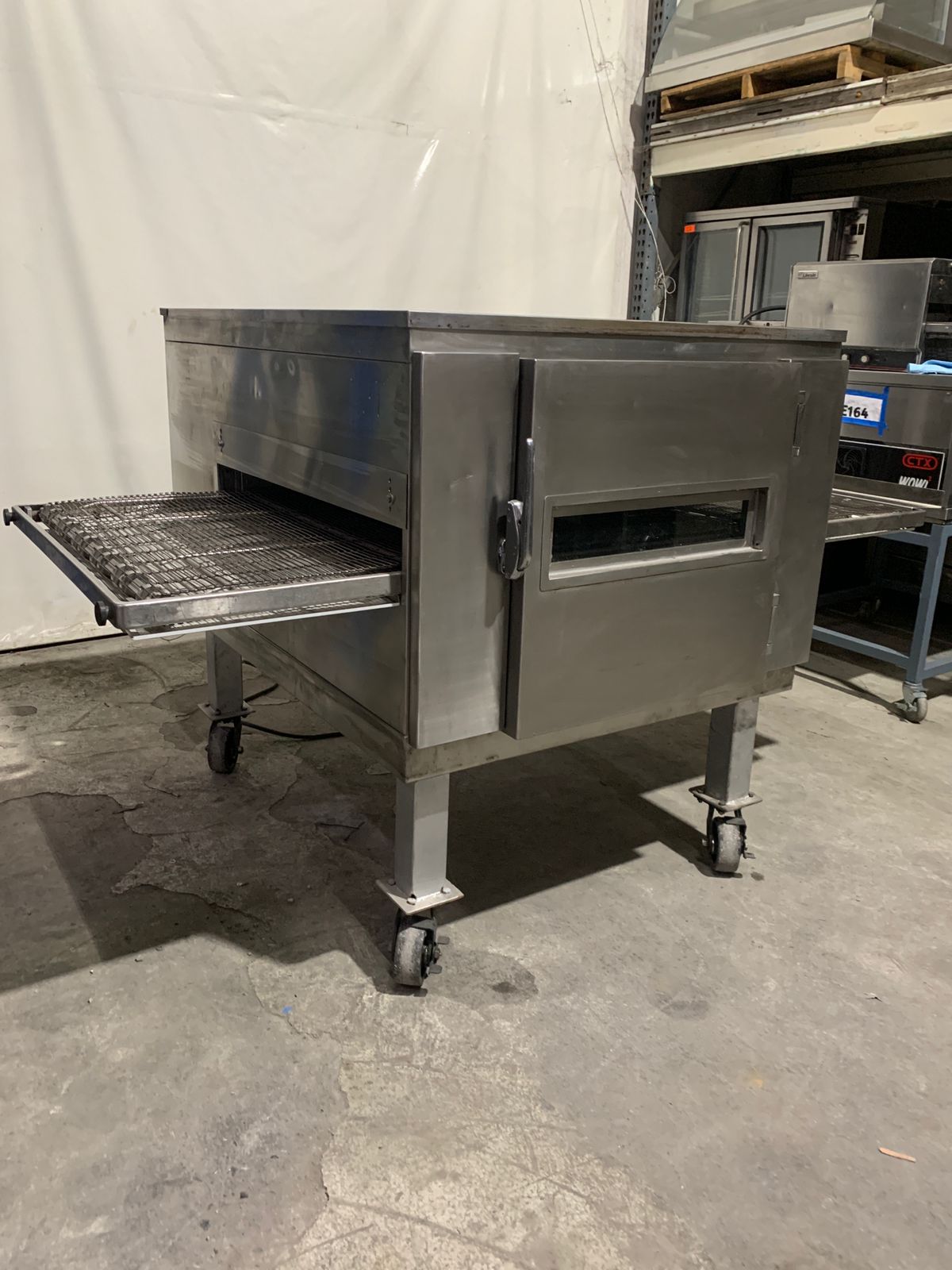 Horno de Banda 32 Pulgadas Lincoln 1000 (Reacondicionado)