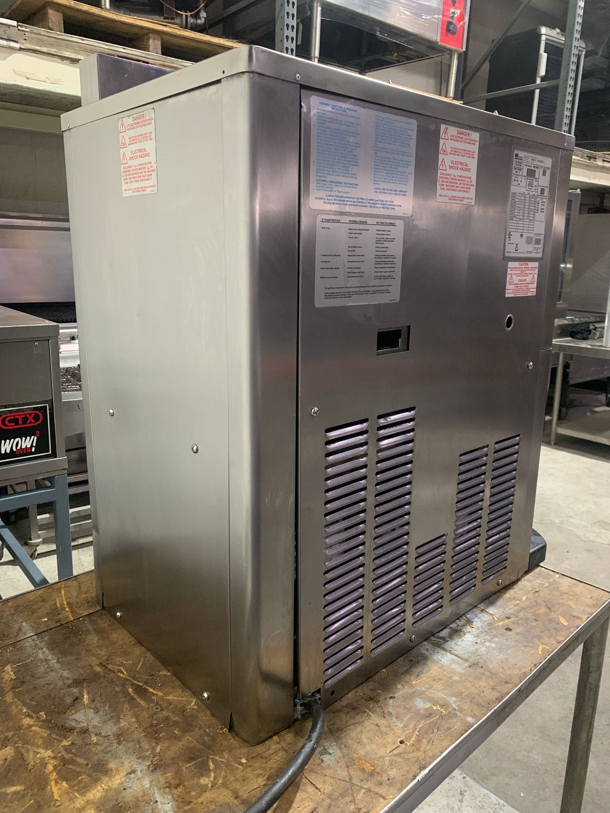 Maquina de Helado Suave Taylor C707-27 (monofásica) (Reacondicionado)