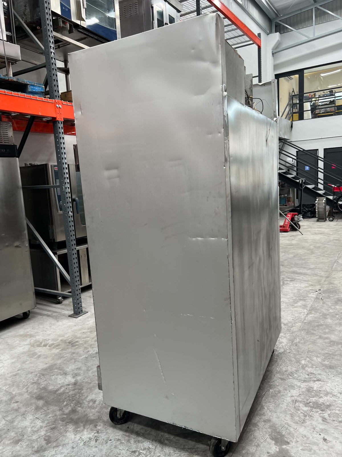 Refrigerador 2 Puertas Solidas Traulsen G20010