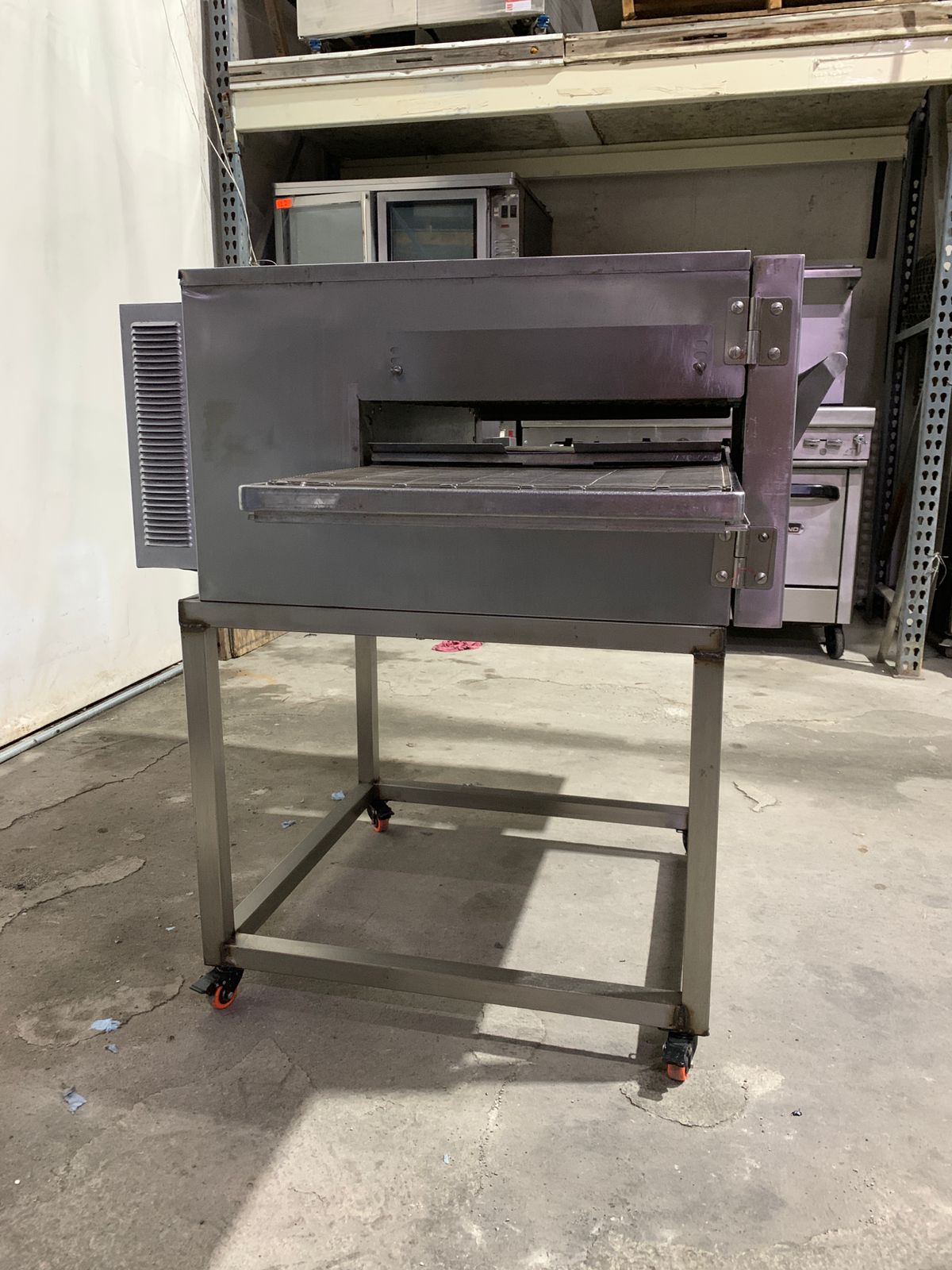 Horno de Banda 18 Pulgadas Lincoln 1116 (Reacondicionado)