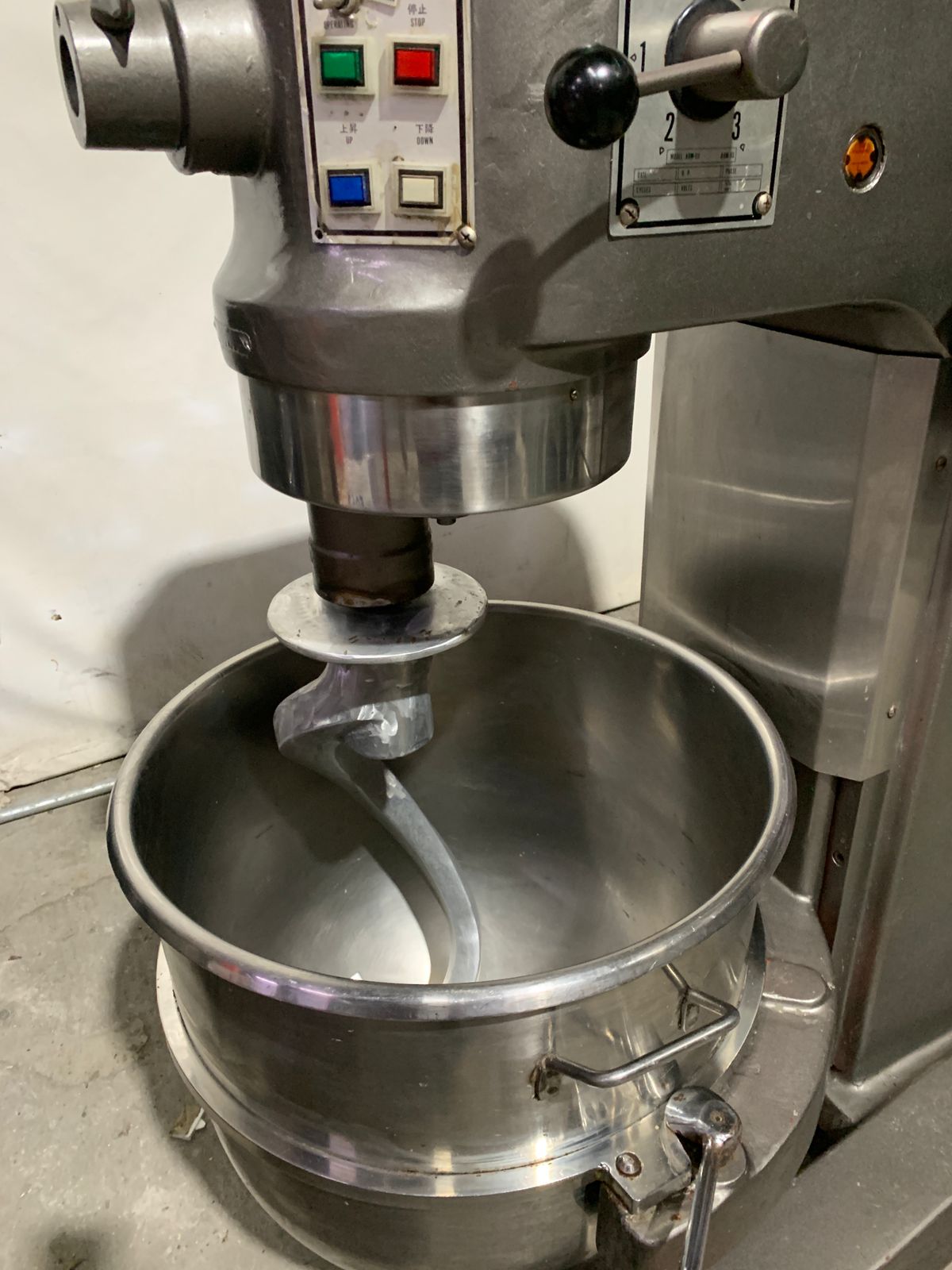 Batidora 60 Quarts Thunderbird ARM-60 (Reacondicionado)