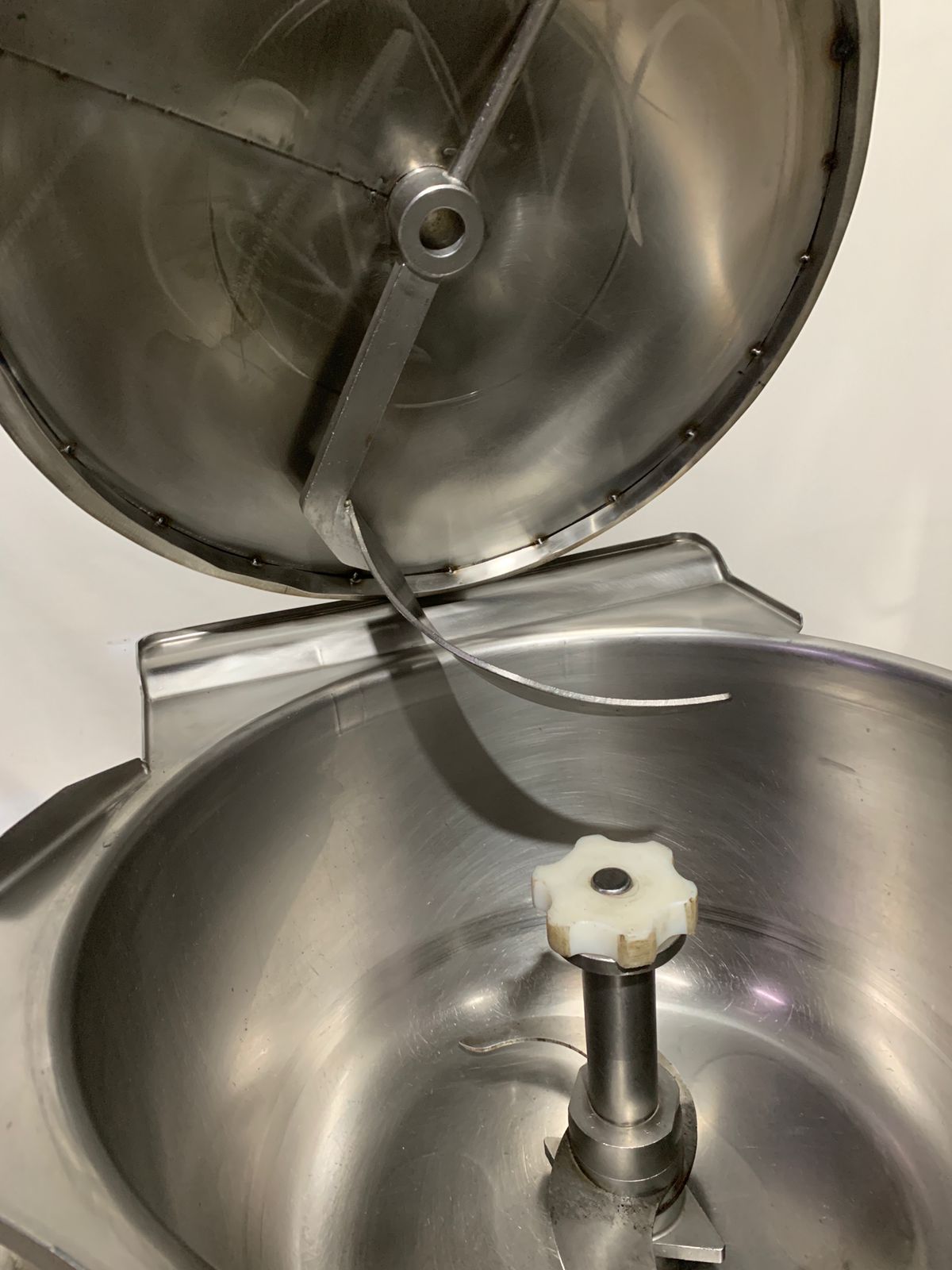 Licuadora Industrial Hobart HCM450 (Reacondicionado)