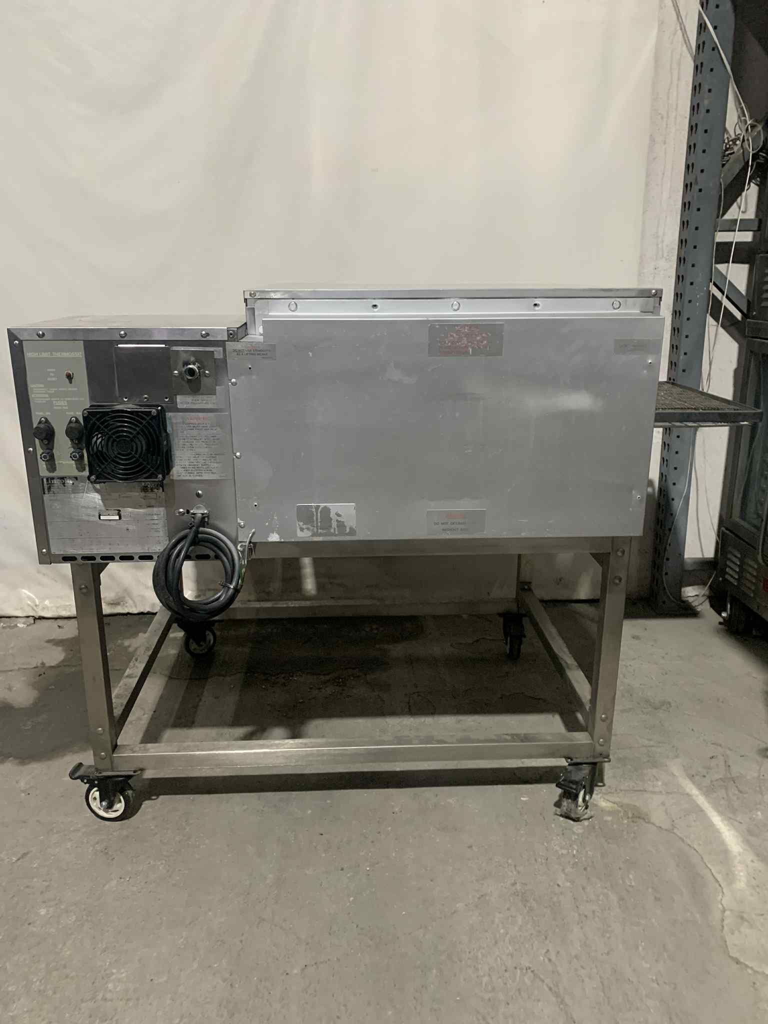 Horno de Banda 18 Pulgadas Lincoln 1116 (Reacondicionado)