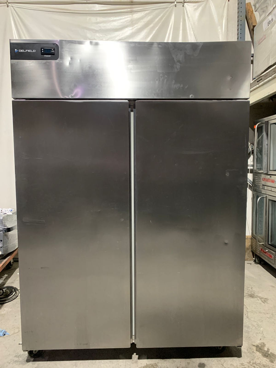 Congelador 2 Puertas Solidas de Acero Inoxidable Delfield GCF2P-S (Seminuevo)