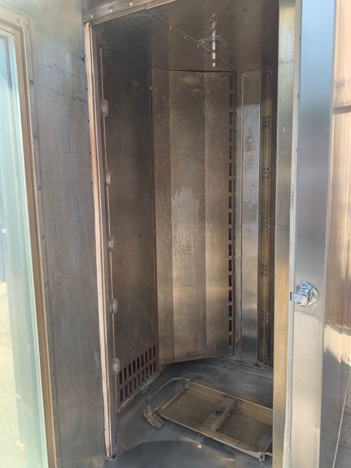 Horno Panadero 18 Charolas Giratorio Hobart HBA1E  (Reacondicionado)