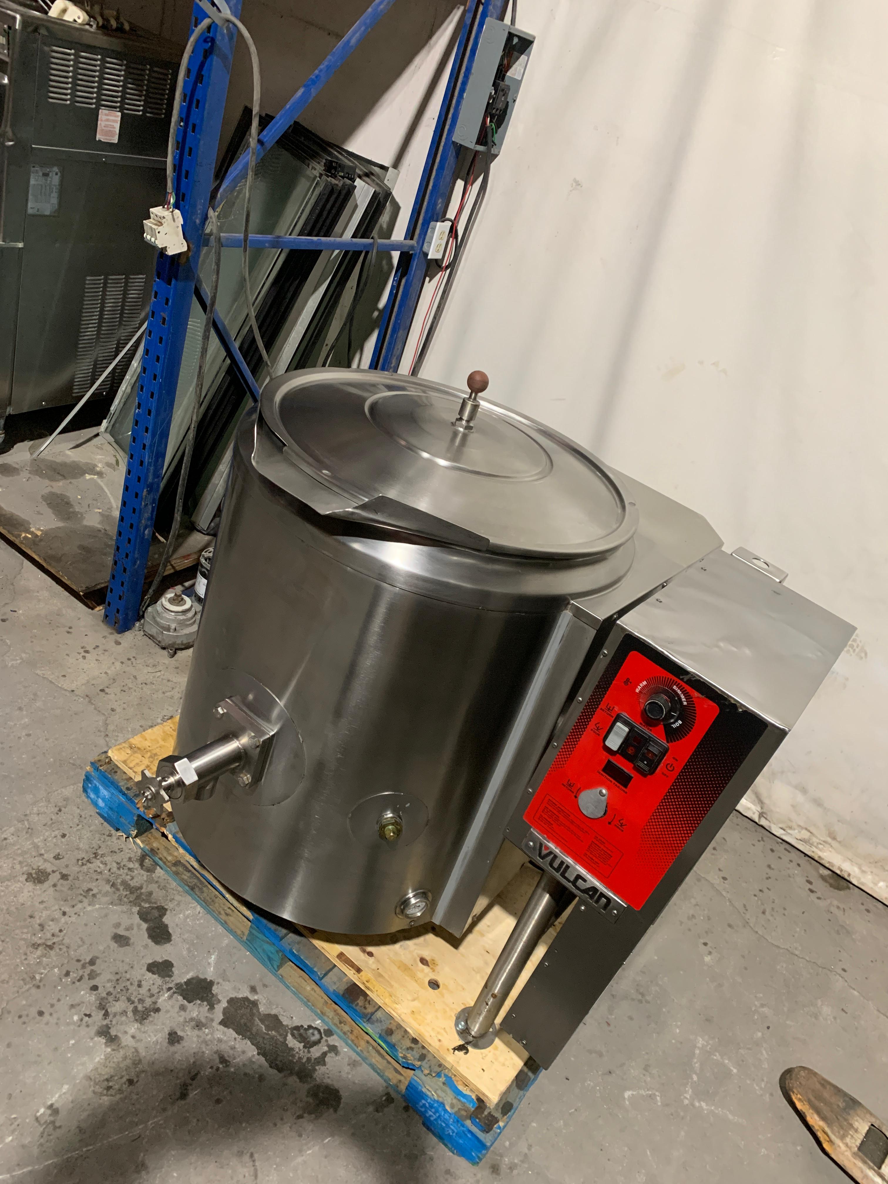 Marmita de Volteo Automatica/Manual Vulcan K40GLT 40 Galones (Seminuevo)