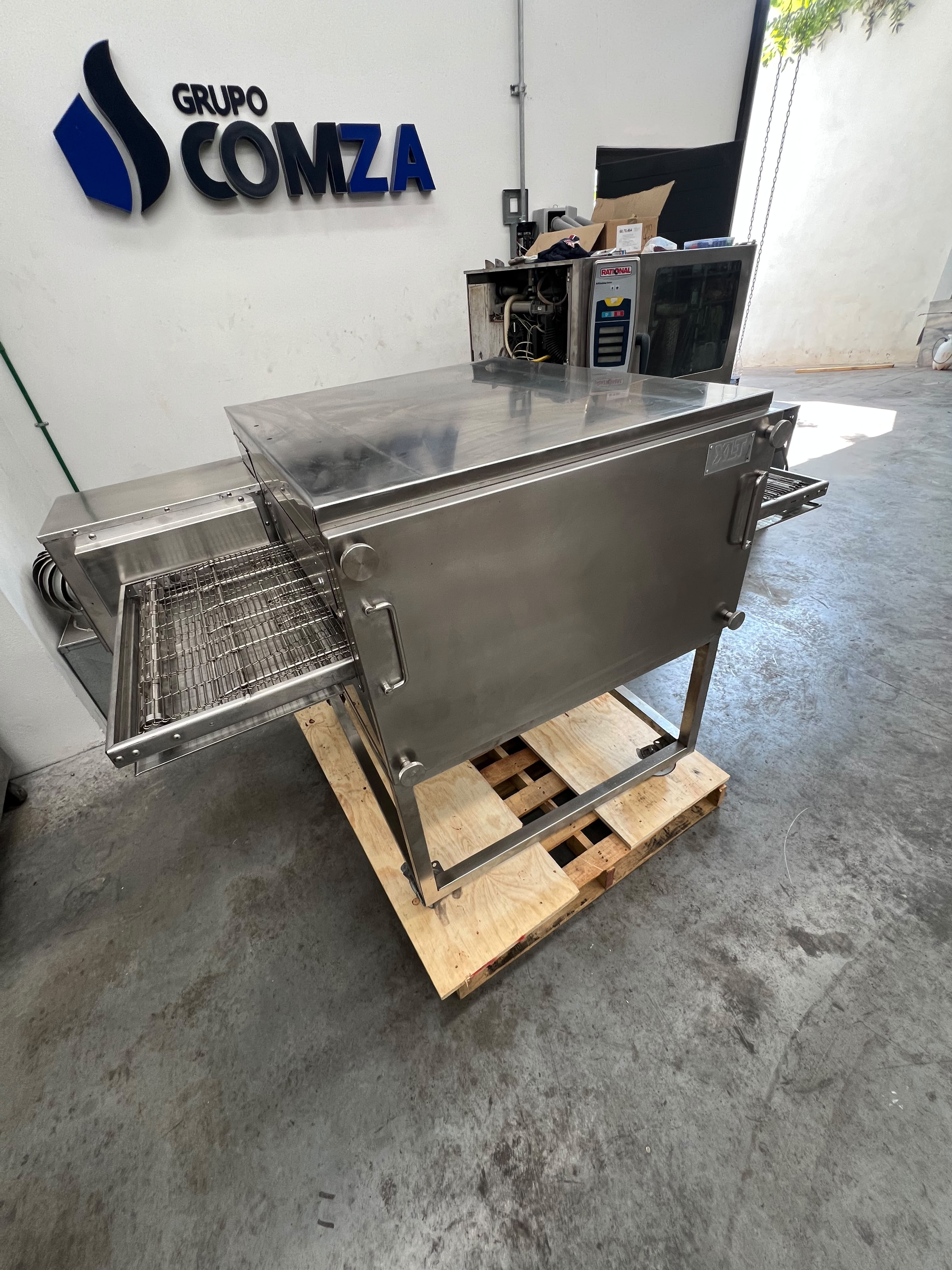 Horno de Banda XLT X3G-2336-05728 24 Pulgadas 110V (Reacondicionado)