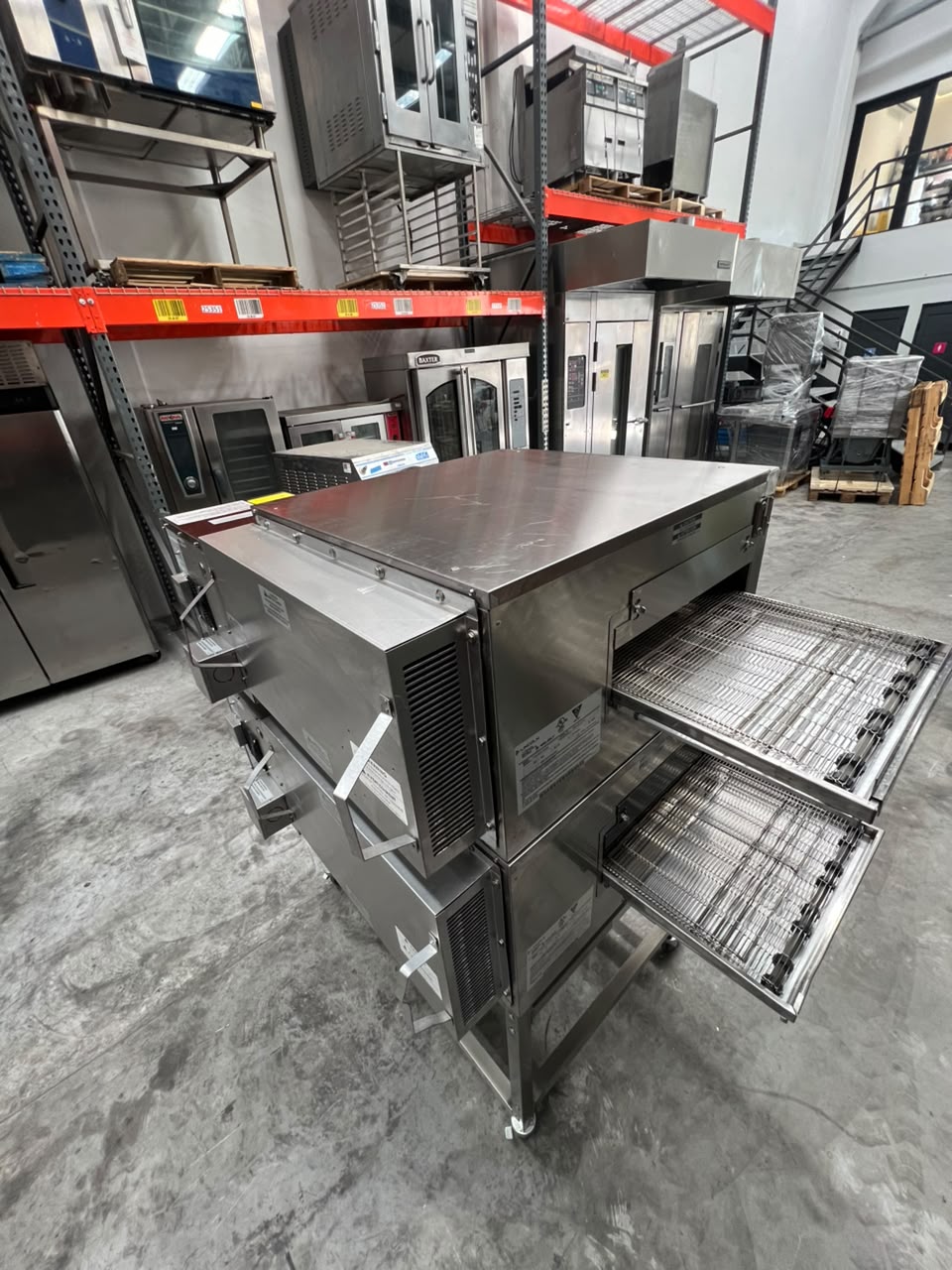 Horno Doble de Banda 18 Pulgadas Lincoln 1132-000-u-kf040 (Seminuevo) (Sin Uso)