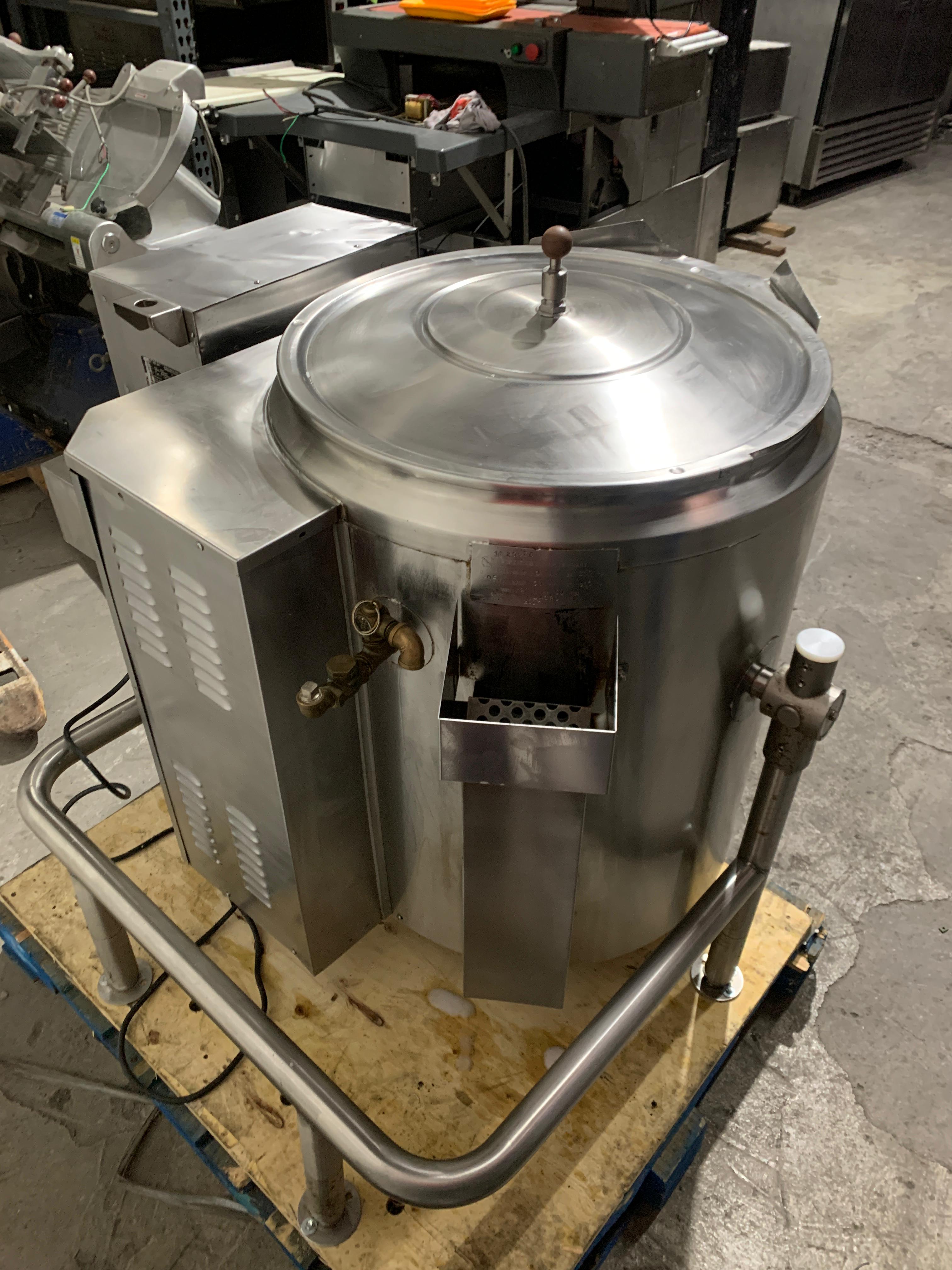 Marmita de Volteo Automatica/Manual Vulcan K40GLT 40 Galones (Seminuevo)