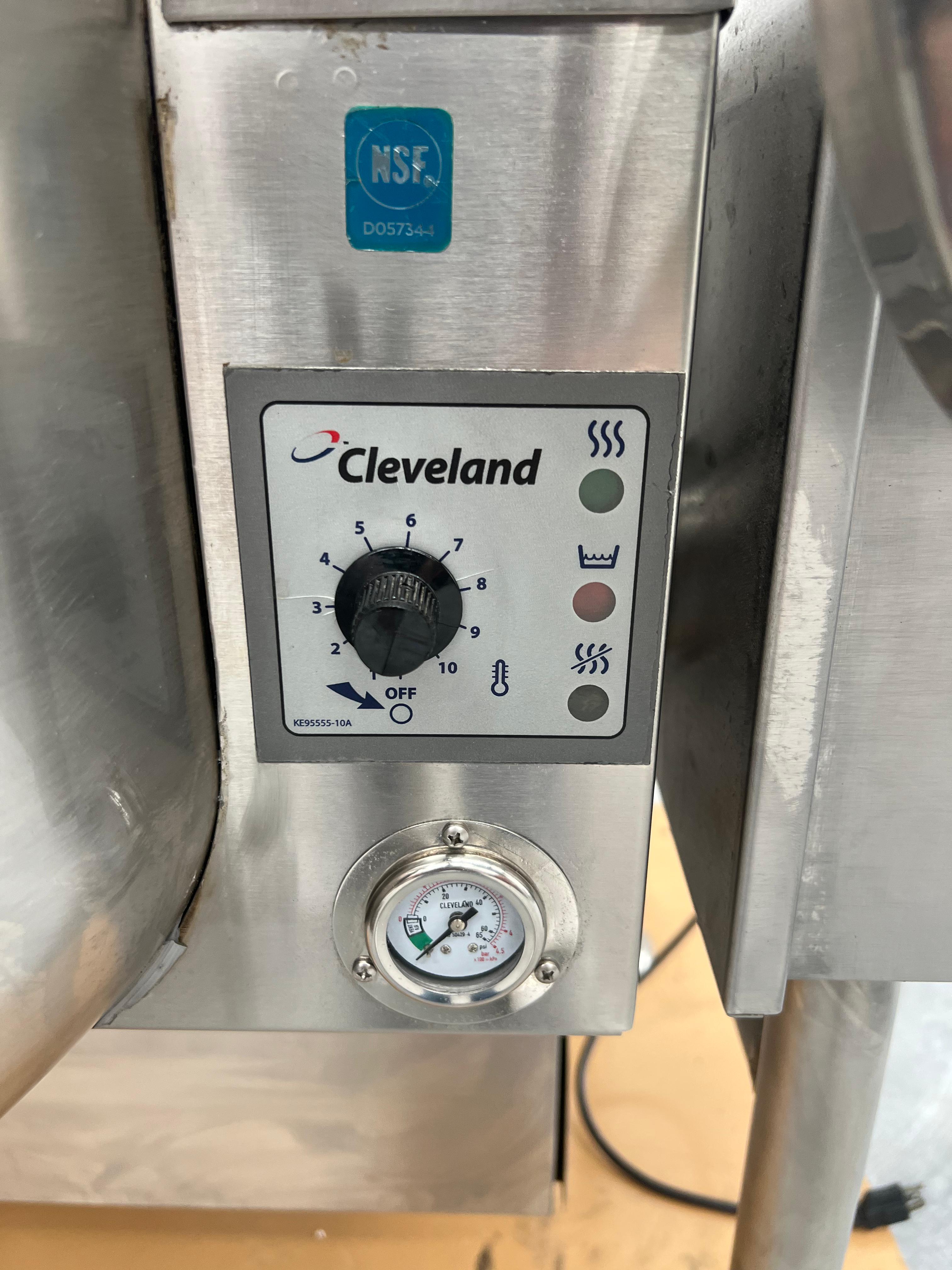 Marmita de Volteo 40 Galones KGL-40-T Cleveland (Reacondicionado)