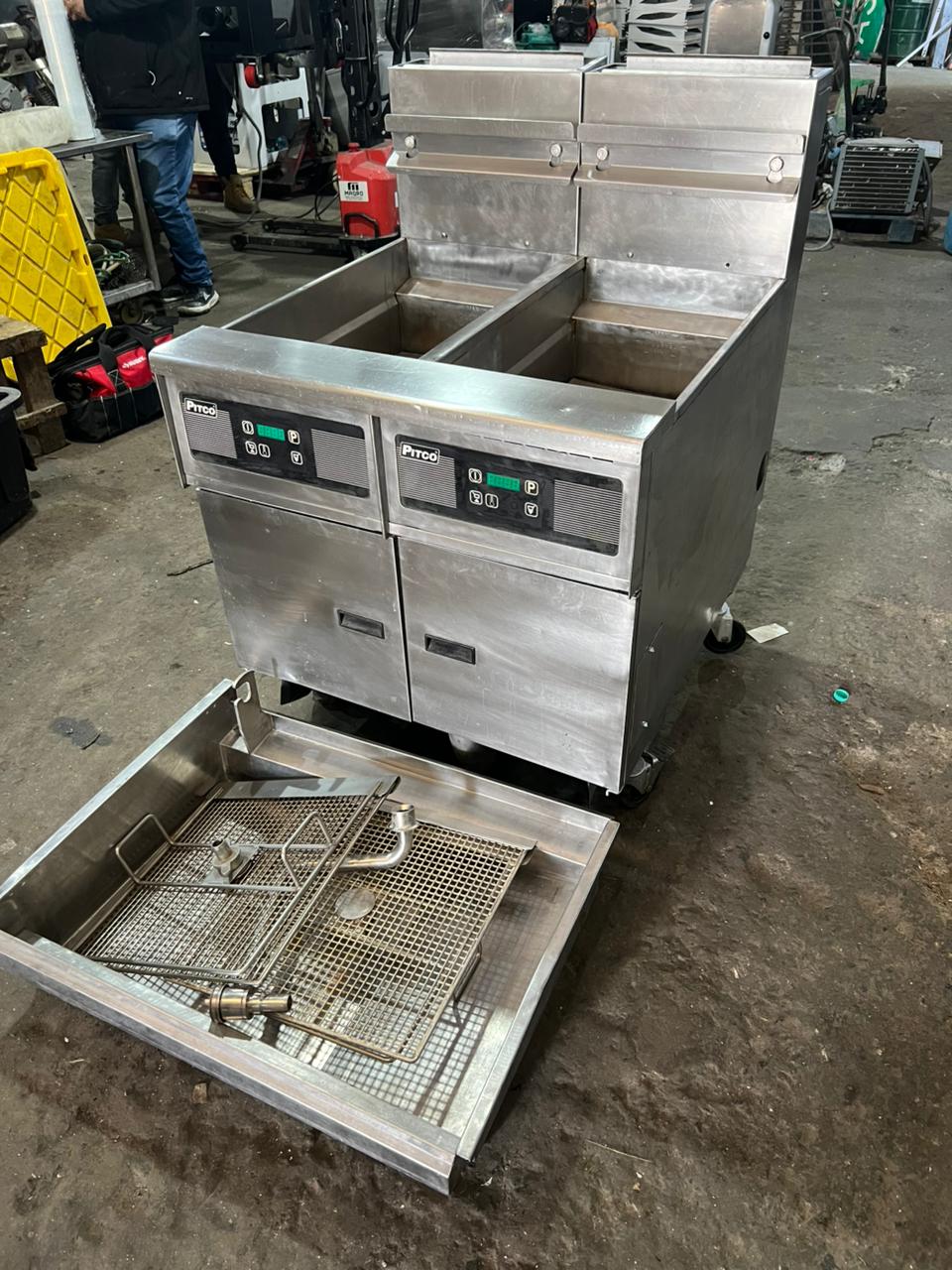 Freidora 2 Tinas Pitco SSH55 (Reacondicionado)