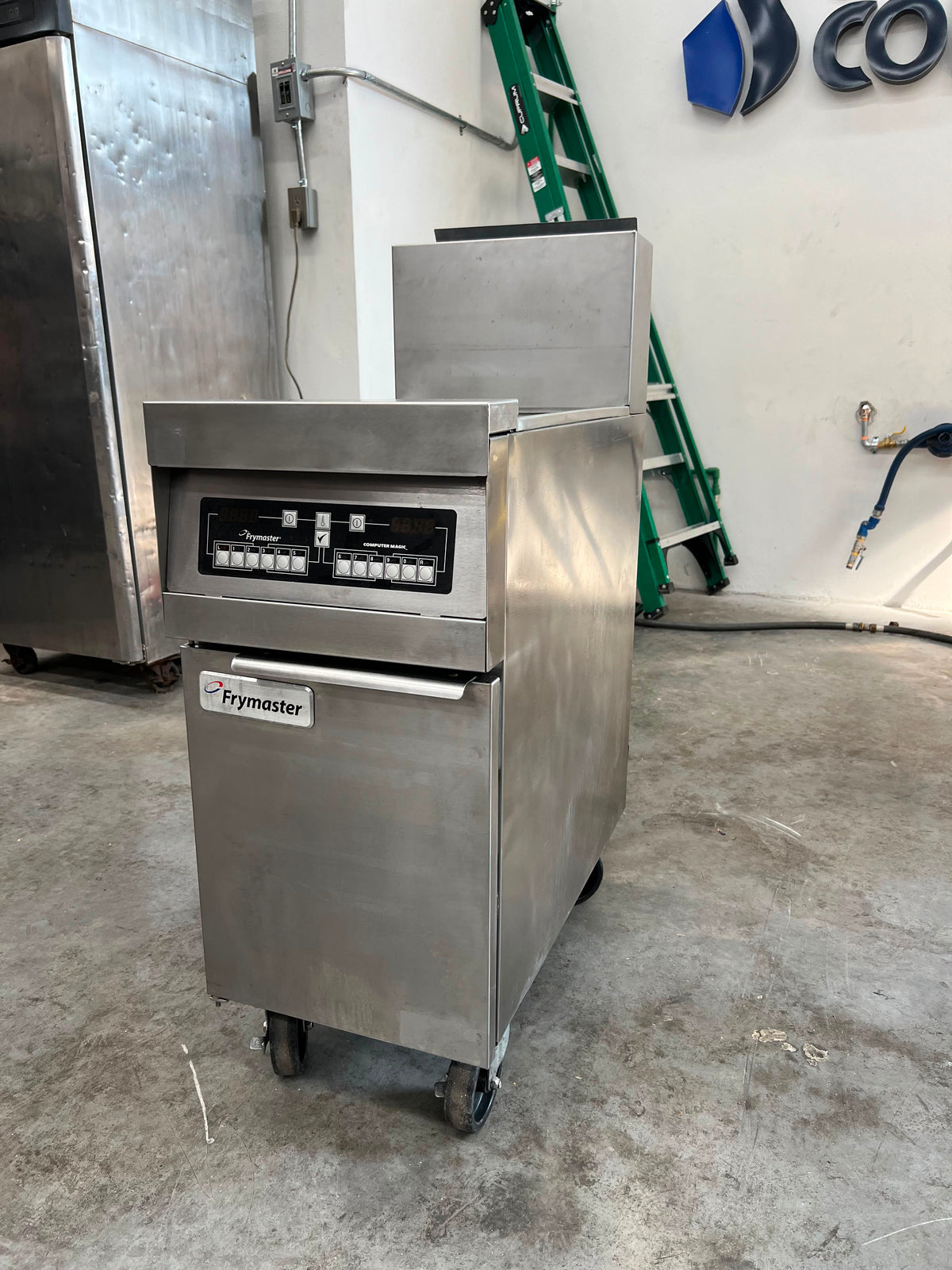 Freidora 1 Tina Frymaster HD150GNCS (Reacondicionado)