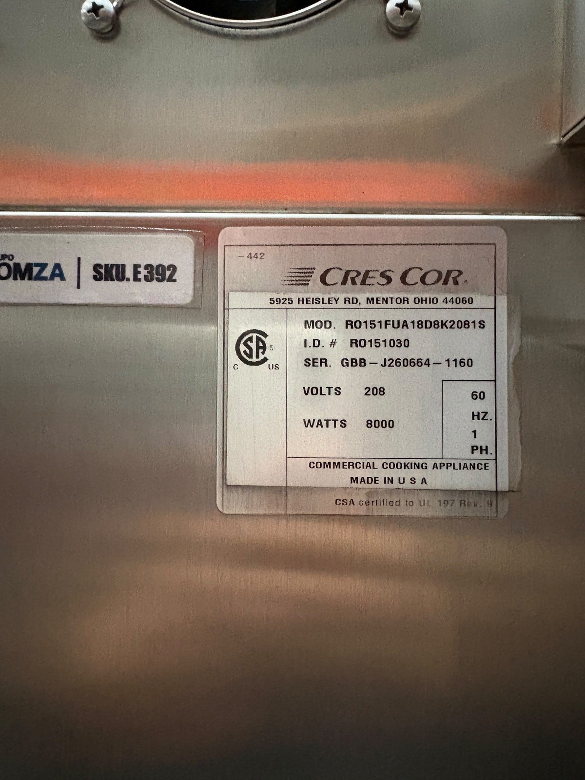 Gabinete Caliente 18 Charolas Cres Cor QuikTherm RO151FUA18D8K (Seminuevo) · placa